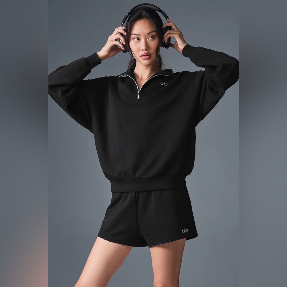 New Alo Accolade Short